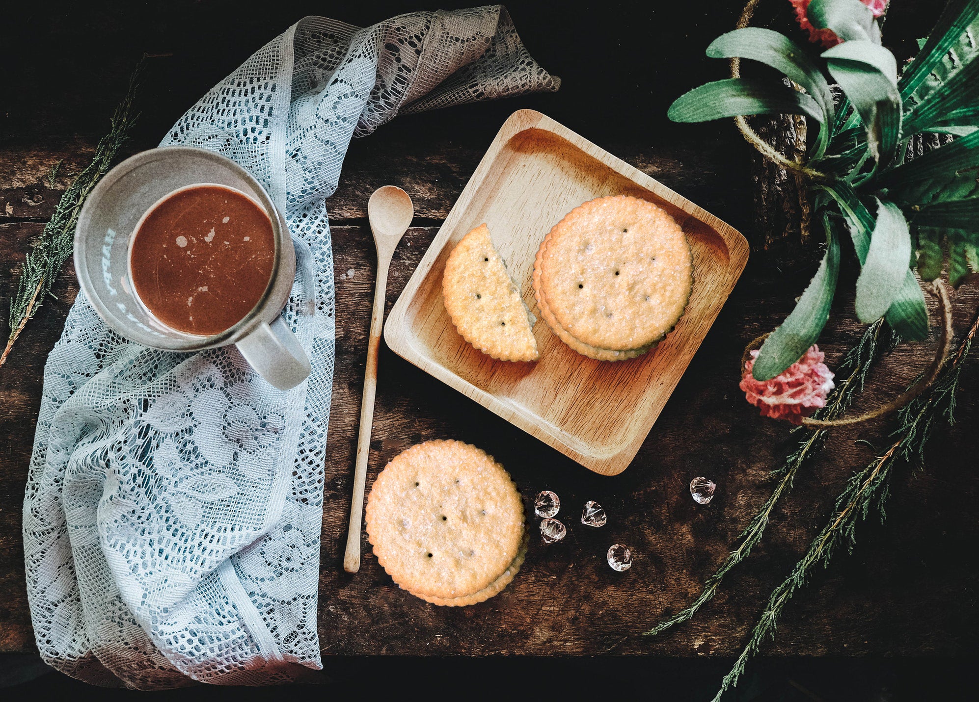 Mandy’s Cookie Thins - Crispy Coconut 4.6 oz tins