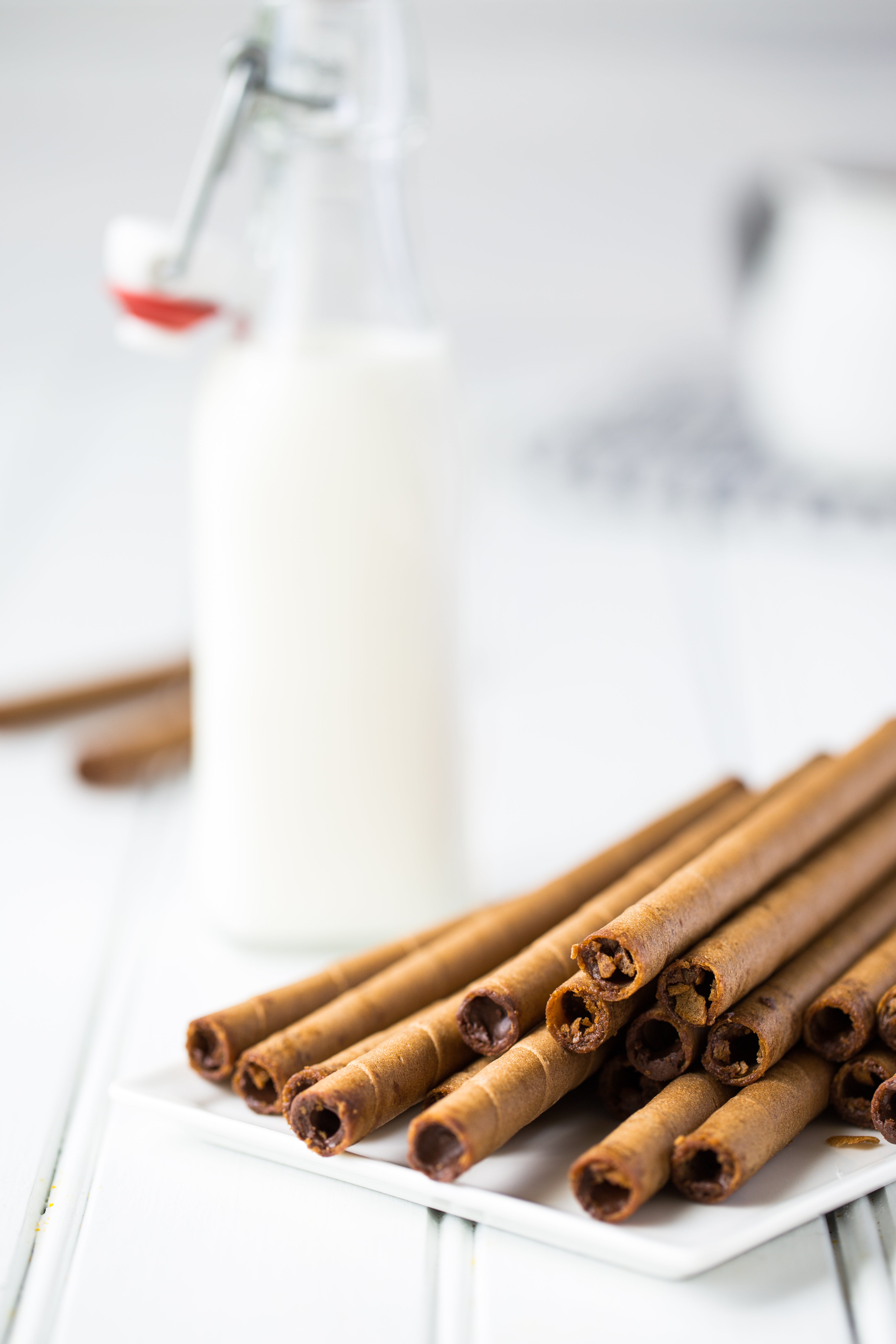 Dolcetto Wafer Rolls - Hazelnut 3 oz Tin