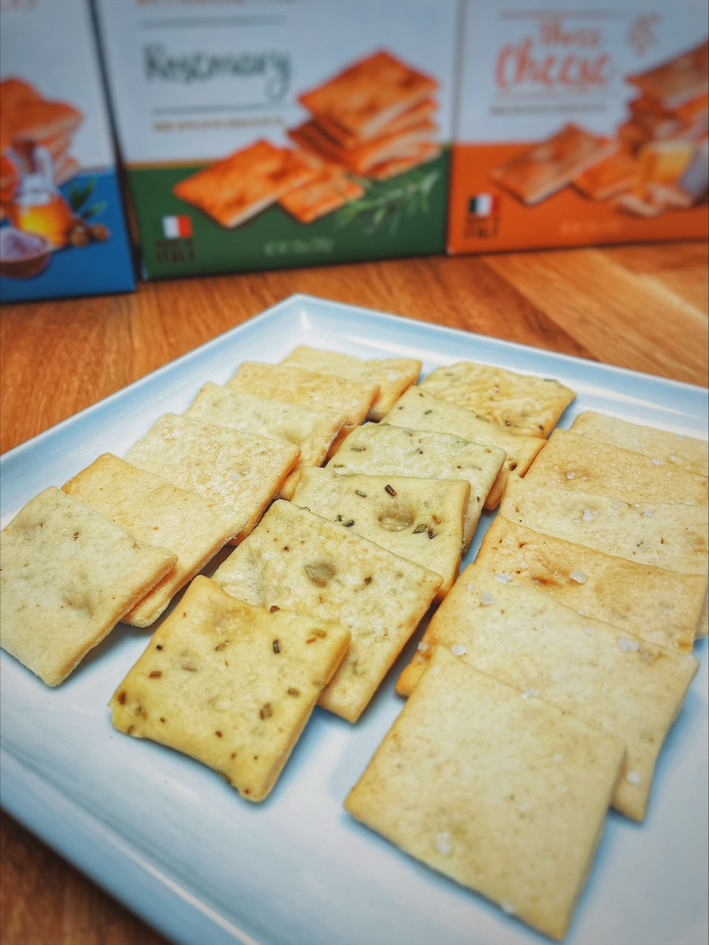 Dolcetto Crostini Crackers – Three Cheese 7.05 oz Box